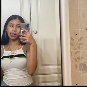 Meet your Posher, Marissa